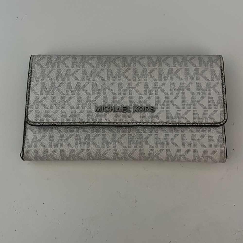 Michael Kors wallet